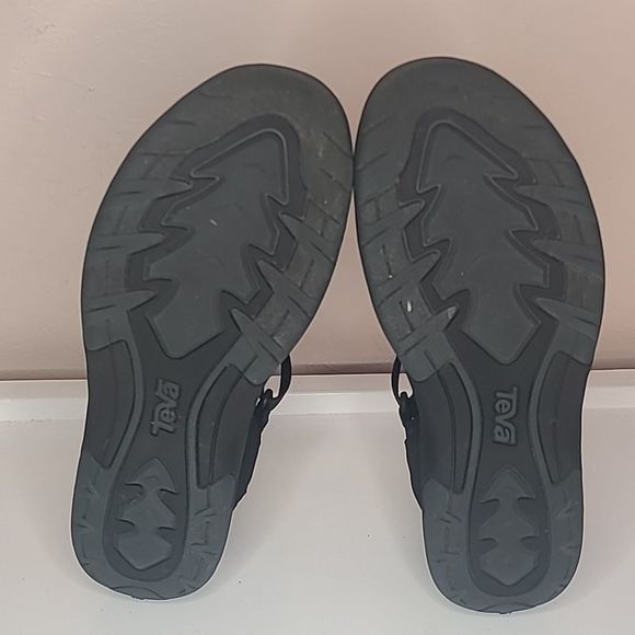 Teva 85 WOMEN'S TIRRA Close Toed Sandal Black Size 7M - Picture 10 of 12